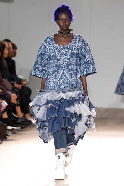 Look 14